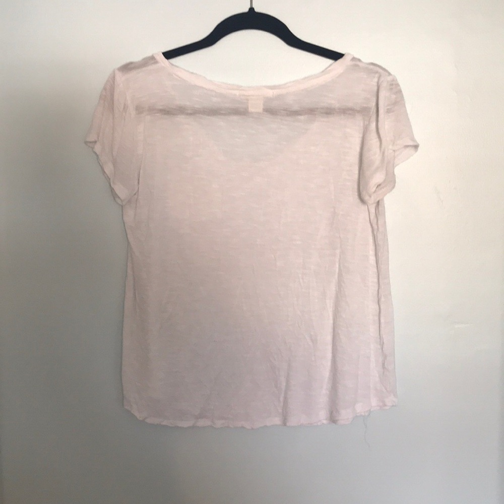 Simple white V-Neck! - Picture 3 of 3